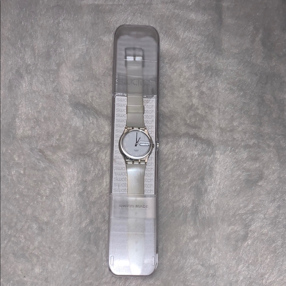 Swatch GK733 White Watch